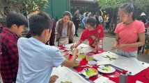 各界群众欢度中秋扫描:中秋国庆喜相连 花好月圆同欢庆 各界群众欢度中秋扫描:中秋国庆喜相连 花好月圆同欢庆