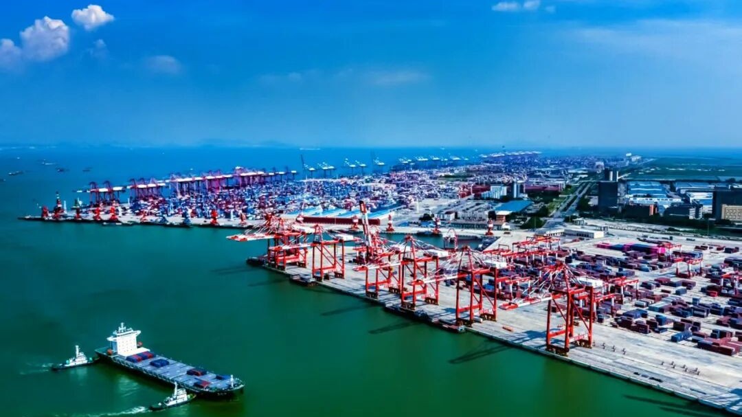 外贸集装箱占比超50% “内贸第一大港”成功转型“双循环枢纽”