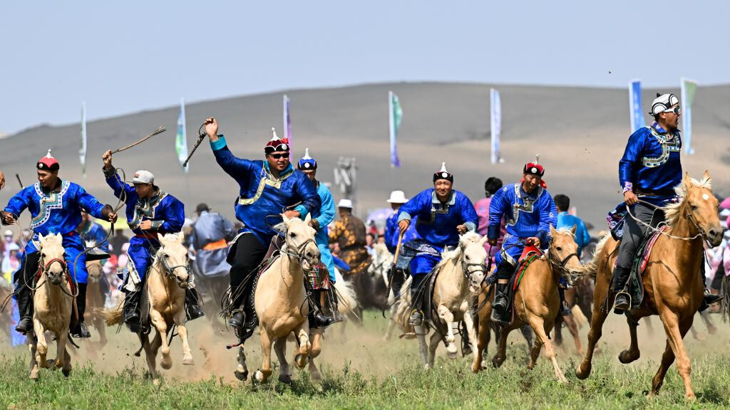34th Naadam festival kicks off in China's Inner Mongolia