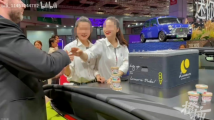 区别对待中国人和外籍访客?宝马MINI道歉!冰淇淋品牌方回应…… 区别对待中国人和外籍访客?宝马MINI道歉!冰淇淋品牌方回应……
