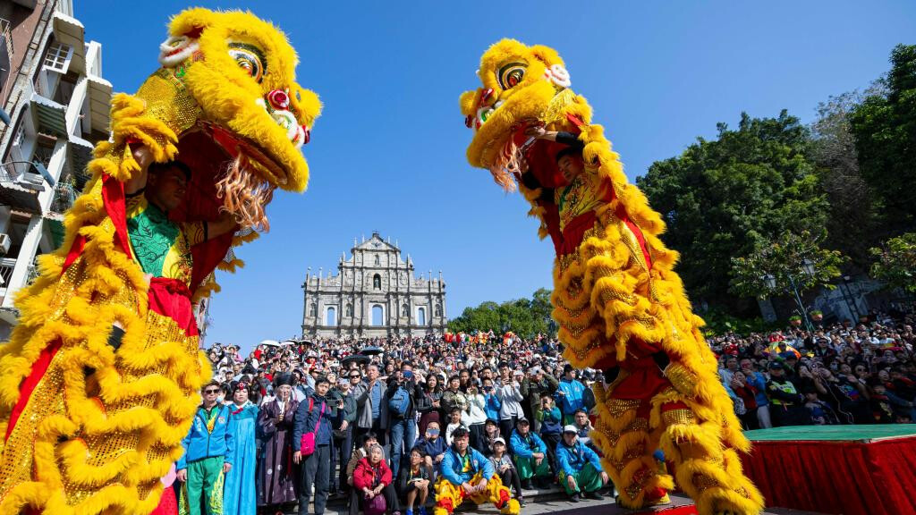 Various events held to celebrate Spring Festival across China