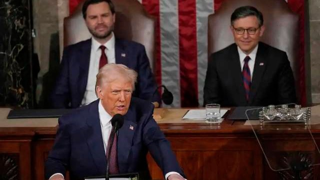 “要么买，要么夺”：特朗普的格陵兰岛野心