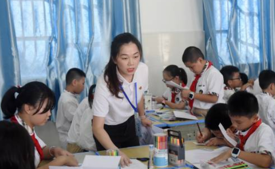 惠州出台方案构建教育人才专业成长培育体系