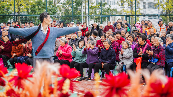 人民论坛：“欢欢喜喜过好年”