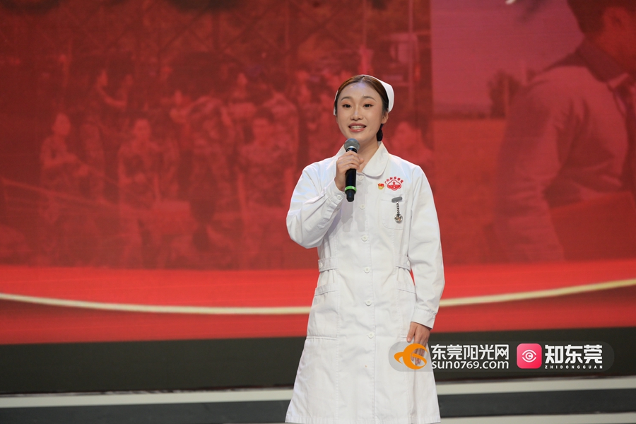 一等奖获奖者吴甜甜讲述用青春托举起的银龄梦.jpg