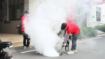 今天下午,江门开展统一灭蚊行动 今天下午,江门开展统一灭蚊行动