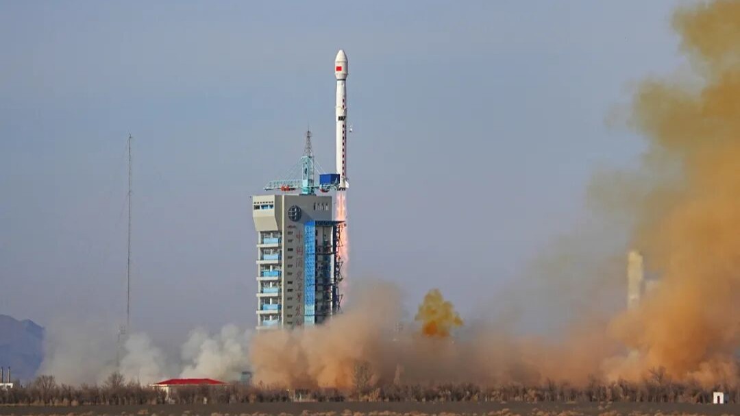 圆满成功×3 长征系列火箭一日三发