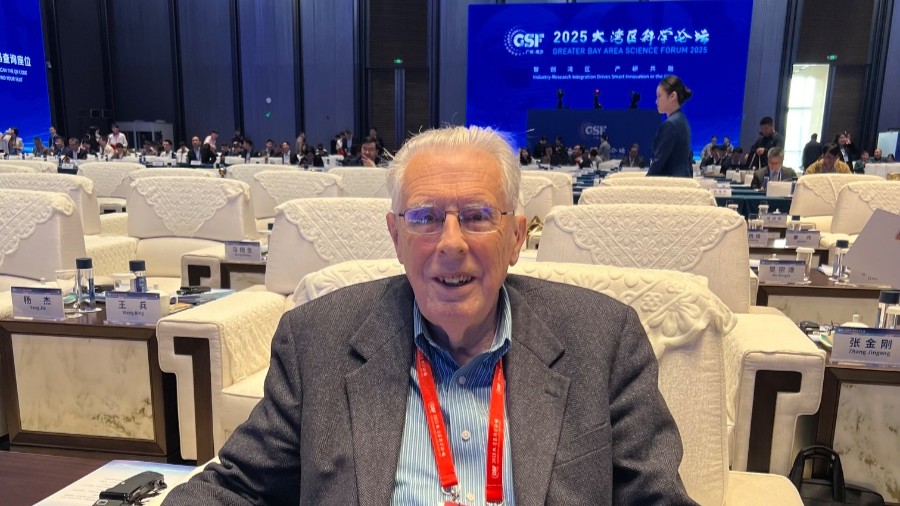 John Hopcroft: AI facilitates knowledge dissemination but cannot replace education