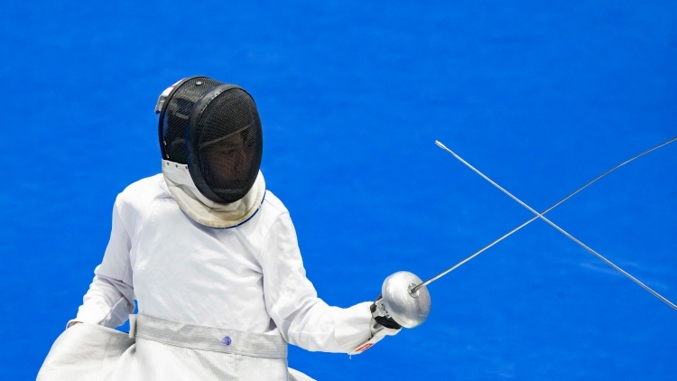 最年轻的“剑客”登顶！残特奥会轮椅击剑男子重剑C级个人赛钟英杰夺金