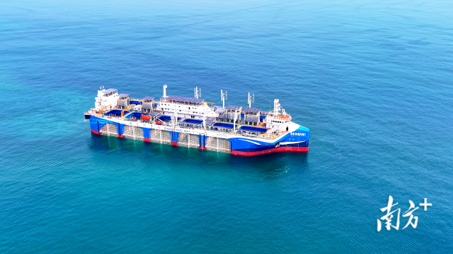 在海上试航的“湛江湾1号”。 受访者供图 在海上试航的“湛江湾1号”。 受访者供图