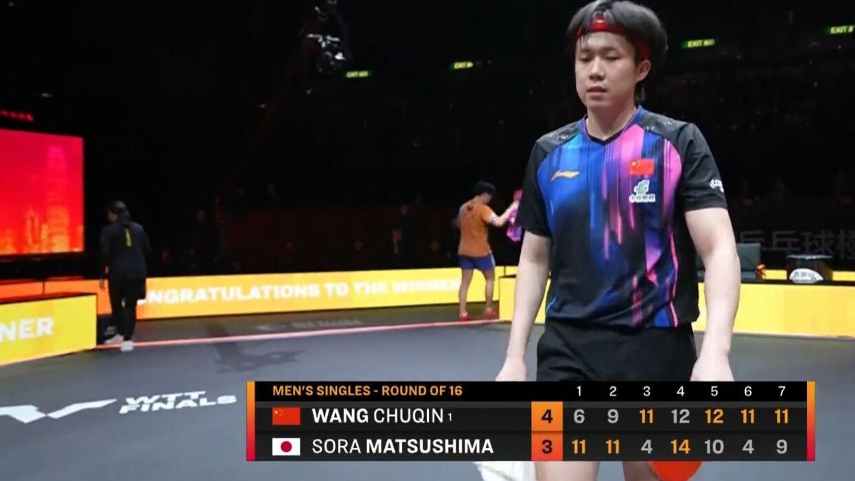 连扳三局逆转取胜！王楚钦收获WTT年终总决赛开门红