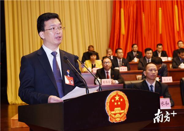 博罗县委副书记，县长谢远区。