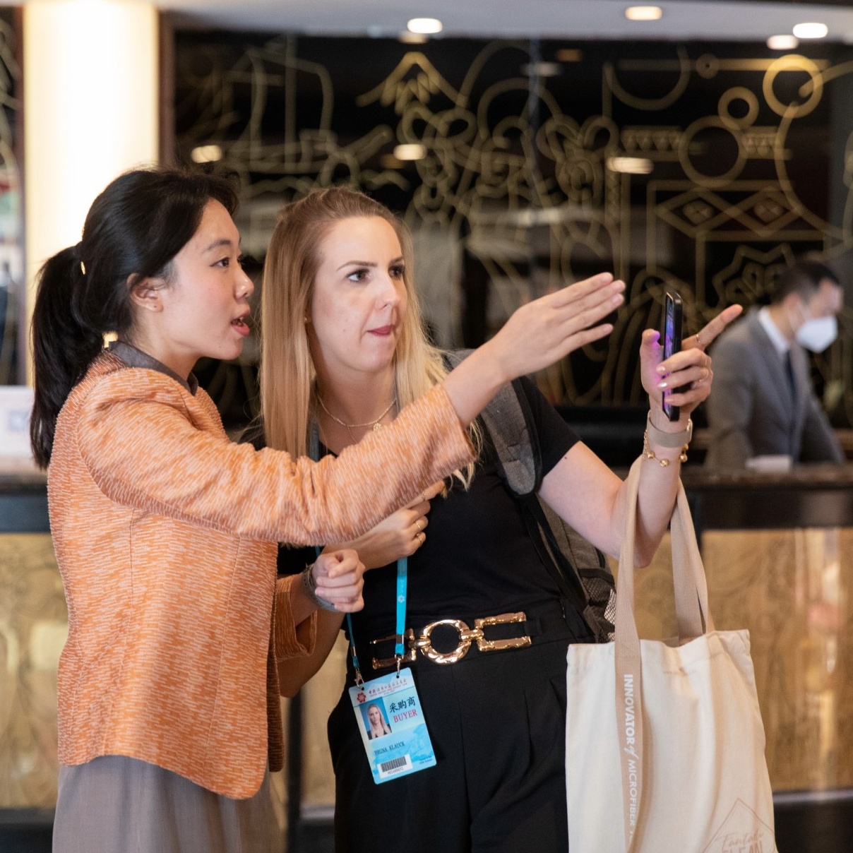 Hotels offer exceptional services to merchants from both home and abroad during 136th Canton Fair