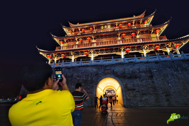 Chaozhou Paifang Street: an ancient street integrating Chinese and foreign styles