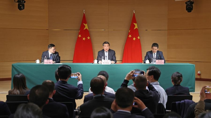 La Chine et les Etats-Unis annoncent des mesures pour atténuer les tensions tarifaires