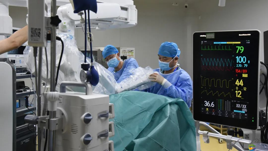 医生在东莞，手术在三师！国产技术支持5000公里隔空救治→