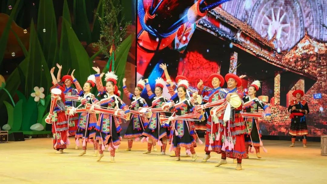 Liannan Yao intangible cultural heritage show opens at Qingyuan Chimelong