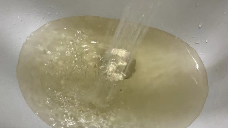 江门多地自来水发黄，供水公司回应：调整工艺所致，持续监控中