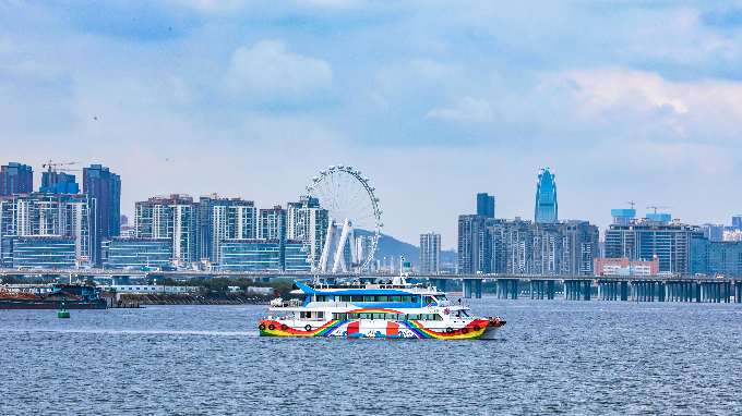 深圳机场码头首条海上观光航线开航