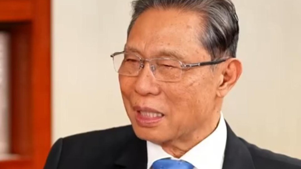 钟南山院士分享自己长寿的秘诀，“一是心态好，二是不要吃太饱”