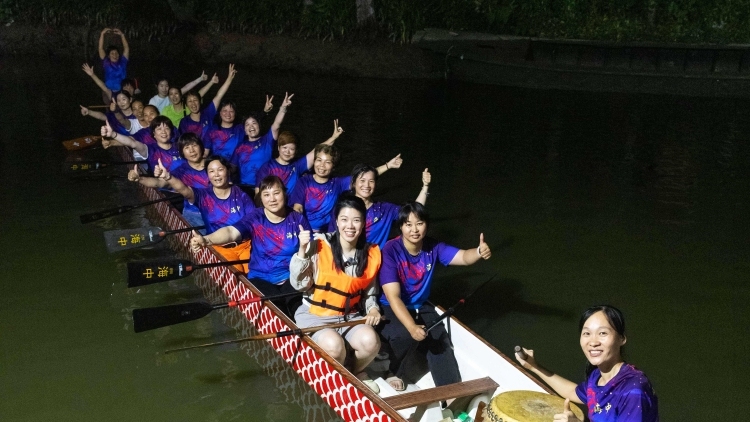 姊妹们！扒龙舟啦！｜廣而州知②