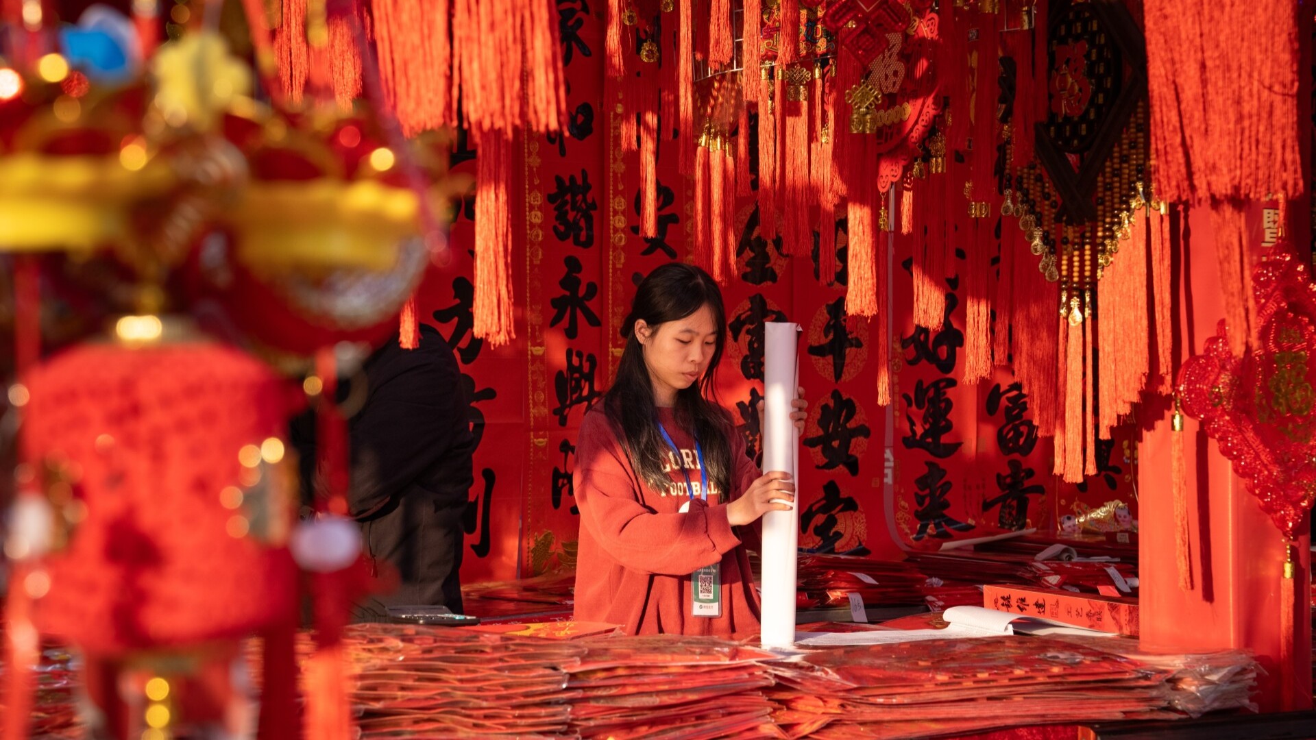 Feel vibes of Chinese New Year in Maonan District, Maoming