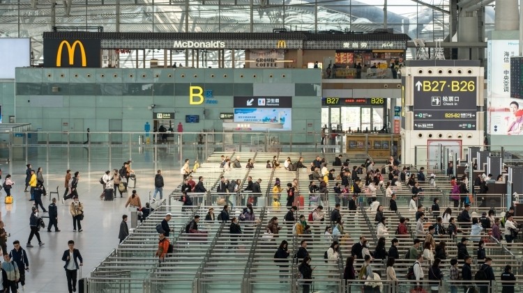 “反向春运”规模增长 “团圆”仍是不变主题