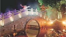鹊桥一幕千年韵 珠村乞巧舞今朝 鹊桥一幕千年韵 珠村乞巧舞今朝