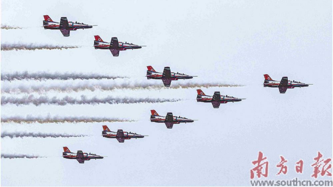 第十四届中国航展在珠海开幕 线上线下740多家企业参与