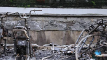 广州天河发生一起电动自行车爆燃事故,现场十余辆车只剩铁架 广州天河发生一起电动自行车爆燃事故,现场十余辆车只剩铁架