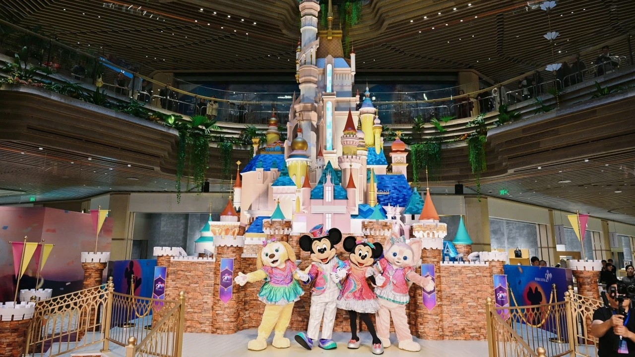 Hong Kong Disneyland 20th anniversary theme exhibition opens in Shenzhen