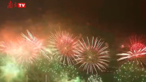 超震撼!广州知识城上空80000发烟花绽放 超震撼!广州知识城上空80000发烟花绽放