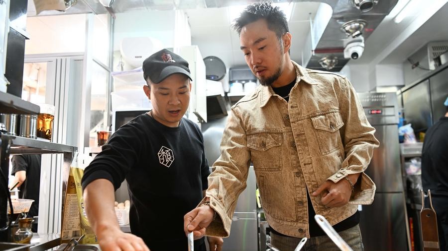 Macao youth chases dream via restaurant business in GBA