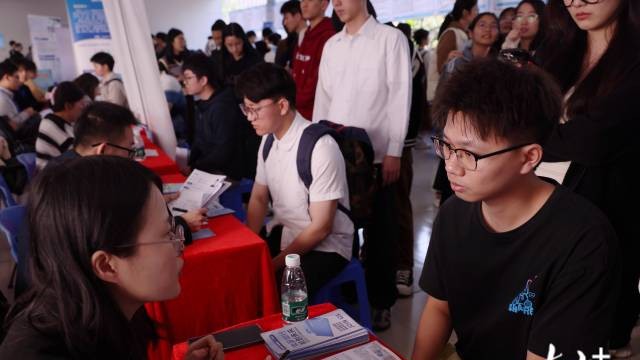 Guangdong rolls out incentives to attract one million young talents