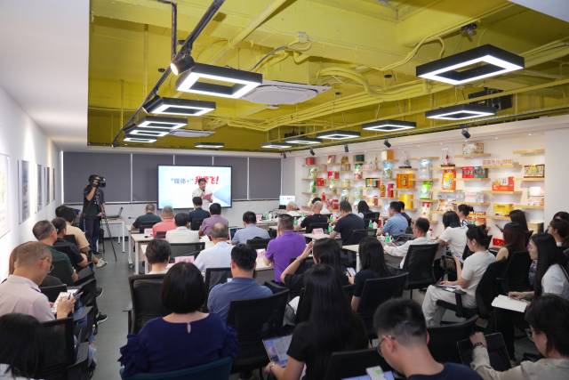 培训会现场。 培训会现场。