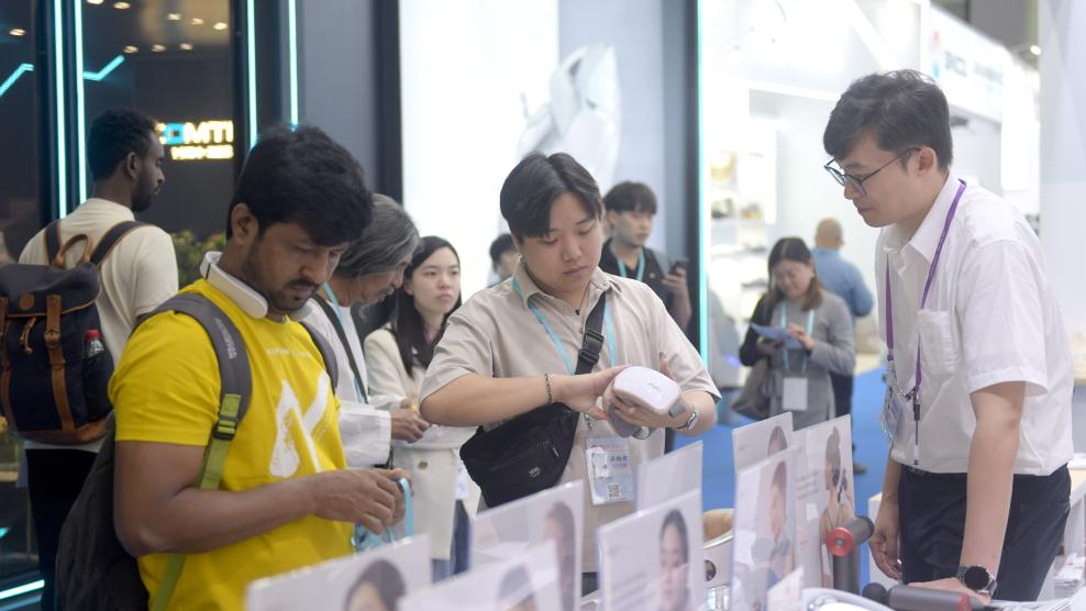 136th Canton Fair wraps up with record int'l buyer attendance