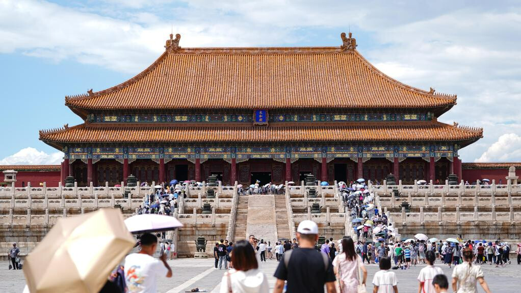 China simplifies visa application for U.S. tourists