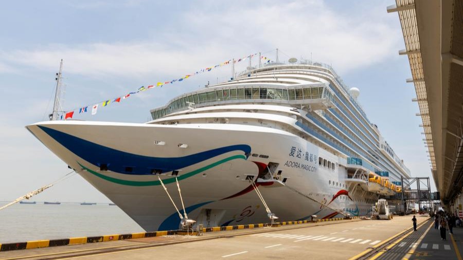 China's first homegrown large cruise ship receives 600,000 tourists