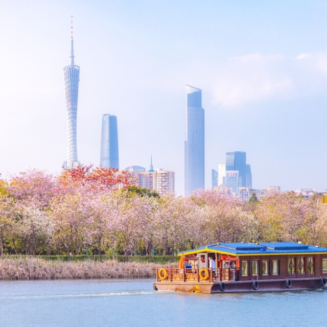 Enjoy vibrant flowers and rich cultures in Guangzhou this April