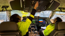 看!C919大飞机这样“过年” 看!C919大飞机这样“过年”