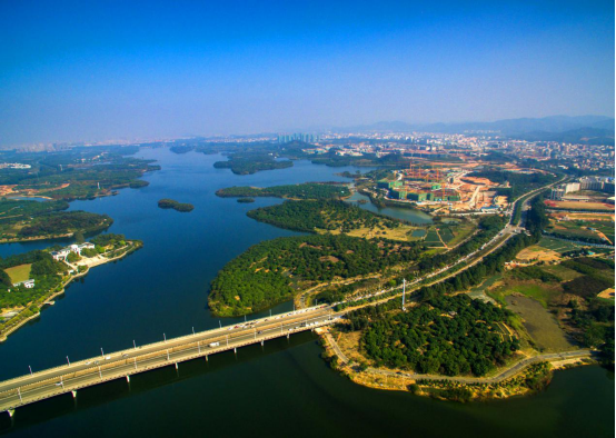 Parque Industrial de Ciência e Tecnologia do Lago Songshan de Dongguan: acelera-se a construção de um patamar de inovação científica global