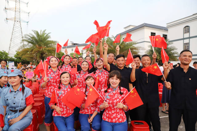 博罗县长宁镇新时代文明实践所开展村歌合唱大赛。