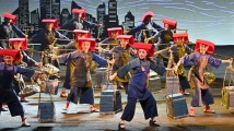 粤剧《红头巾》再赴新加坡演出,续写历史与文化的共鸣 粤剧《红头巾》再赴新加坡演出,续写历史与文化的共鸣