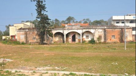 遗风小学——南路人民抗日解放军成立地旧址