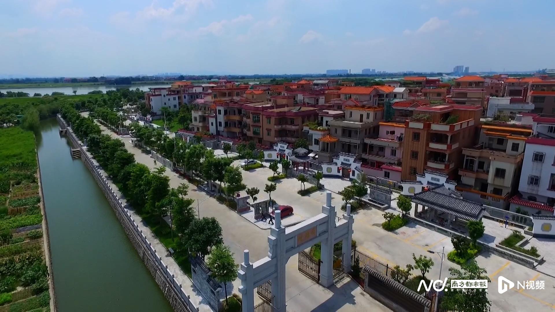 紫南村曾先后荣获“中国十佳小康村”“全国文明村镇”“中国最美村镇”等荣誉称号。