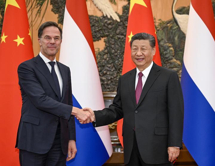 3月27日下午，国家主席习近平在北京人民大会堂会见来华进行工作访问的荷兰首相吕特。新华社记者 李学仁 摄