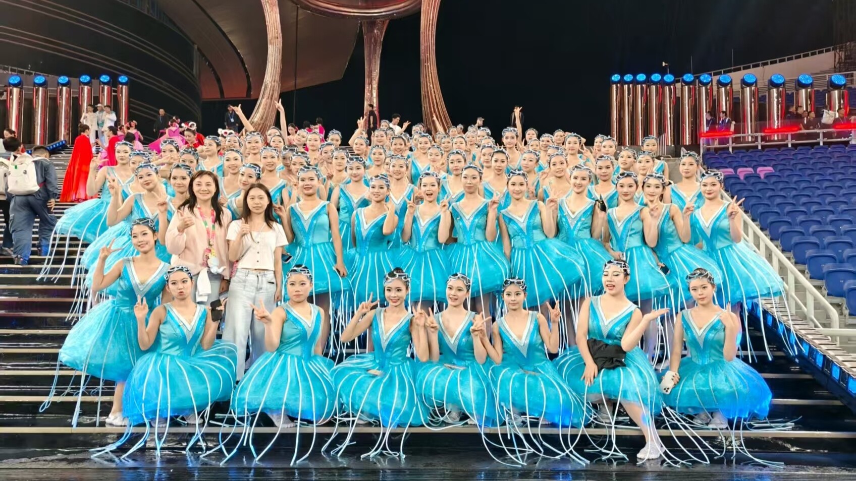 独家揭秘十五运会开幕式首个节目背后的青春力量