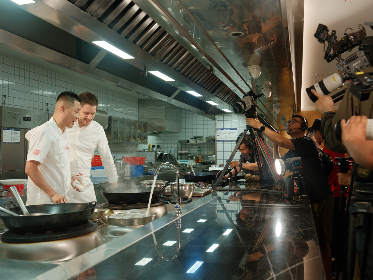 《主厨湘遇记》拍摄现场