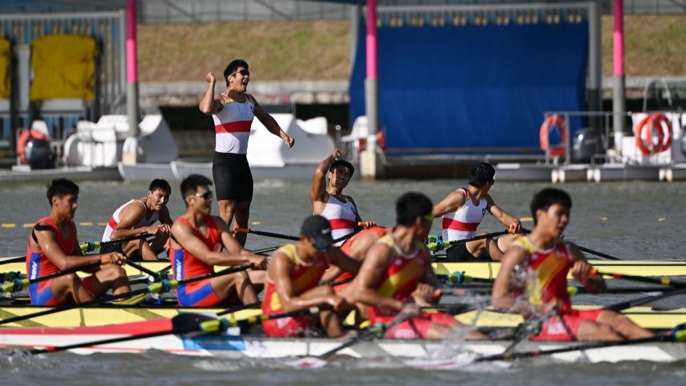 十五运会开幕式后首金出炉