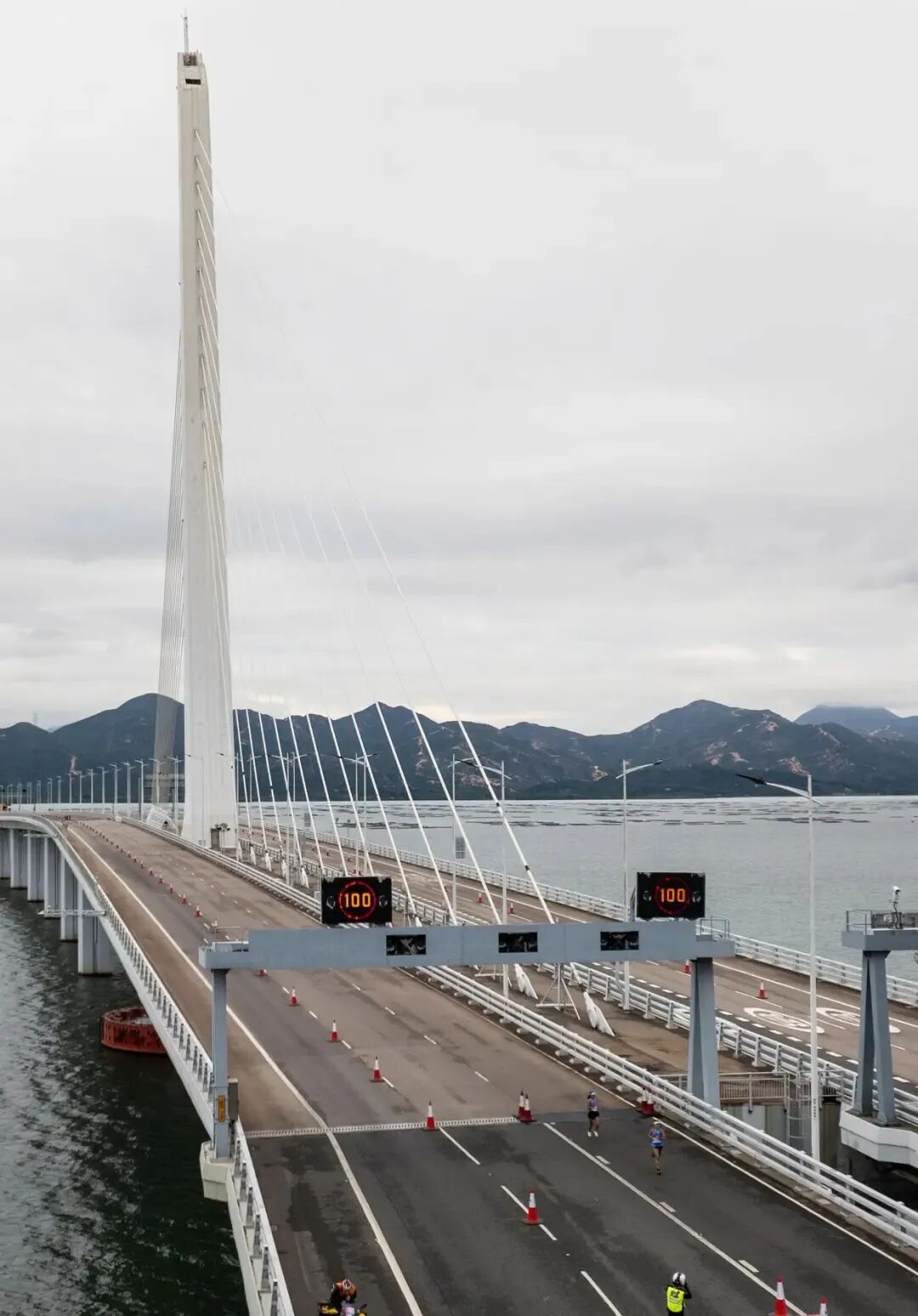 △今年2月,2025深港马拉松赛暨第十五届全国运动会田径(马拉松)测试赛。